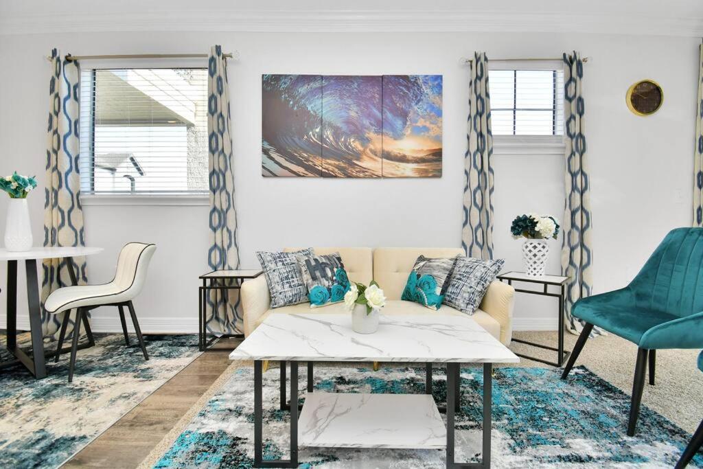 Daire Chic Retreat-walk To Nrg-pool *